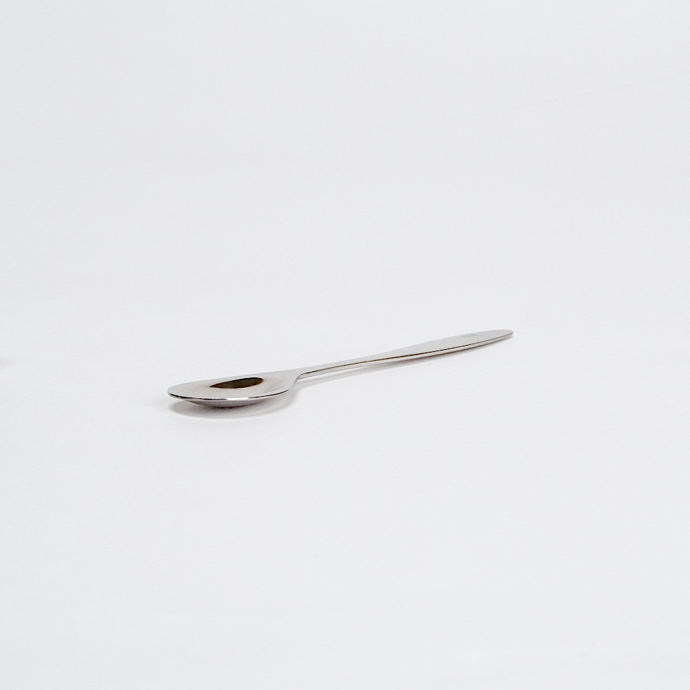 CUT-02 �\�t�g�X�v�[�����F�ߎʐ^