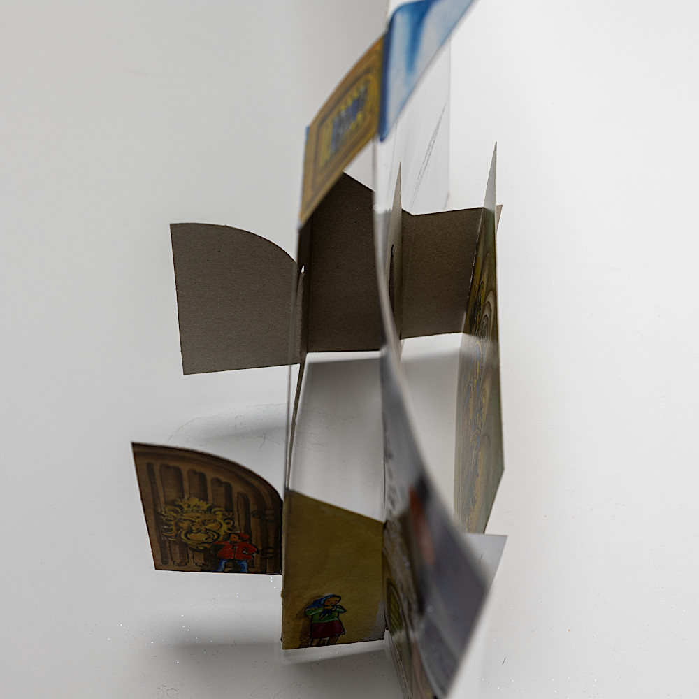 SEL040 �A�h�x���g���̃p�m���} ��̃����[�S�[�����h�F�@