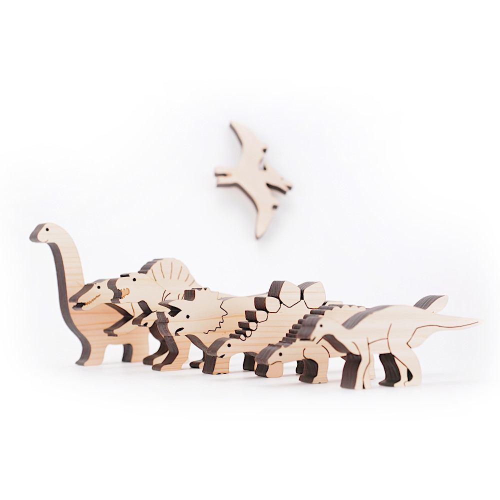 �̋���DINO�i�f�B�m�j�F���C���摜