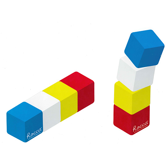 Rocca Card Blocks�i���b�J�E�J�[�h�u���b�N�j�F�F�̖ʂ��J���t���Ŋy�����B